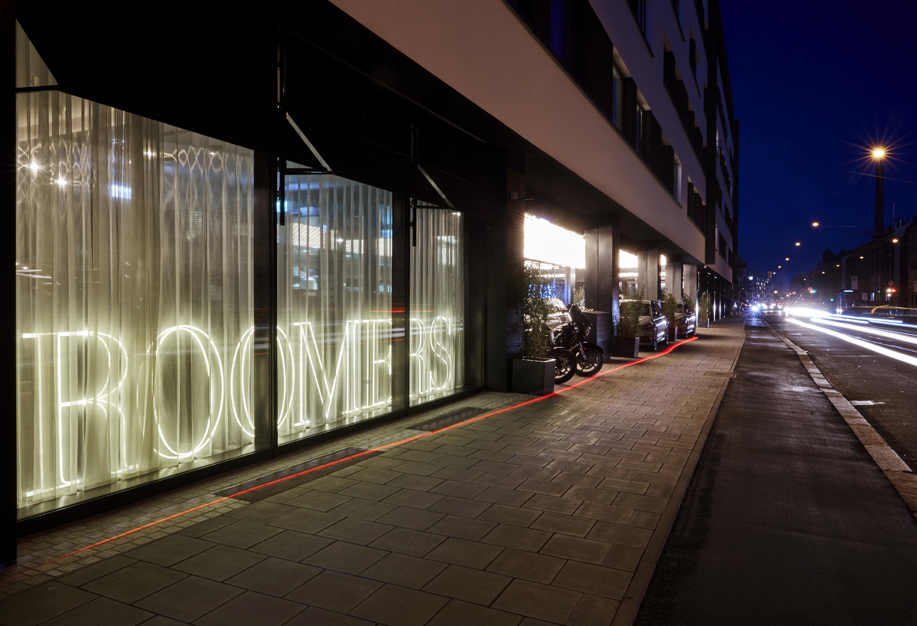 Roomers Munich, Autograph Collection Bagian luar foto Promises nightclub