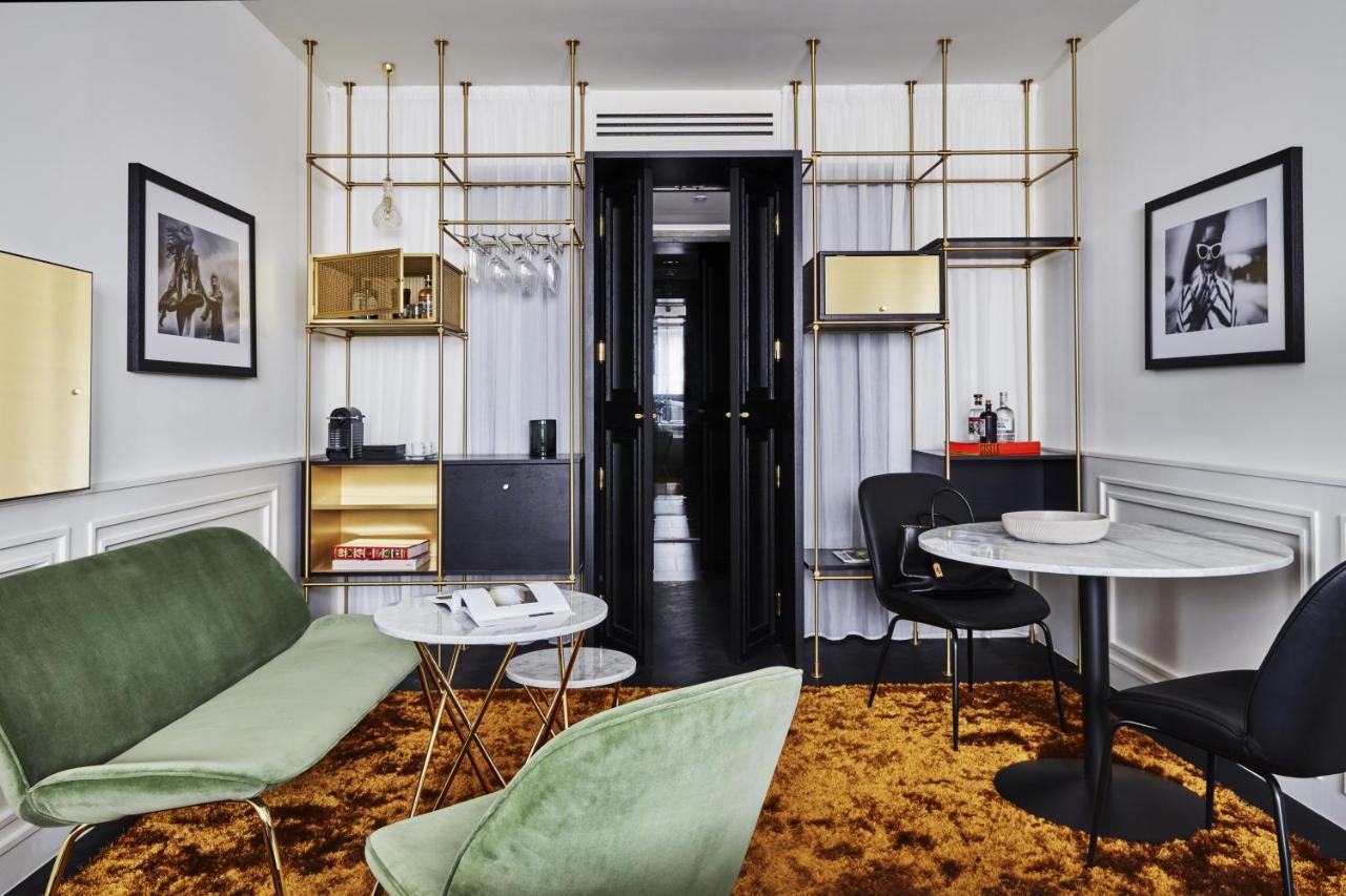 Roomers Munich, Autograph Collection Bagian luar foto A suite at the hotel