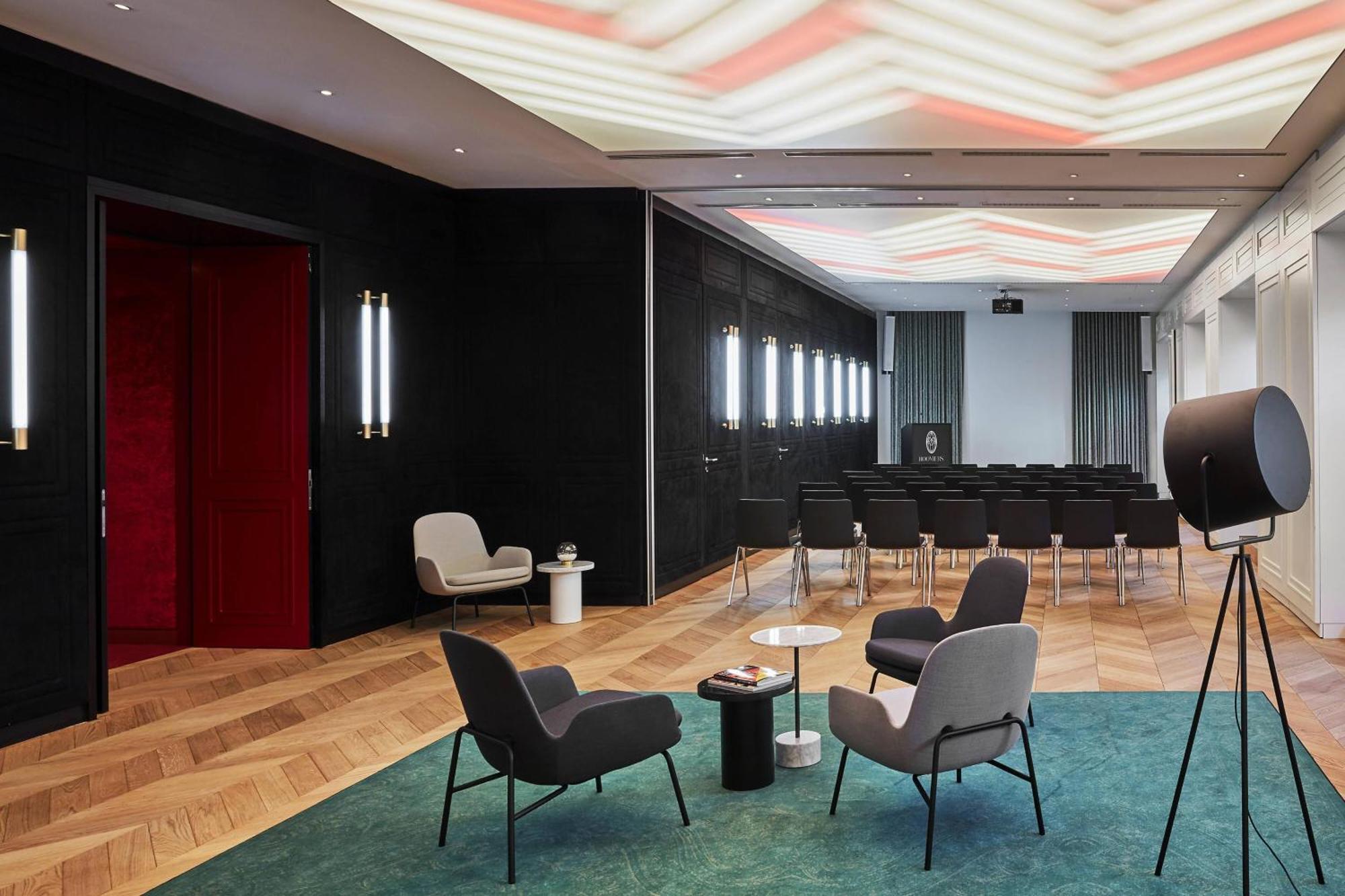Roomers Munich, Autograph Collection Bagian luar foto The 2018-built office of the German Federal Ministry of Foreign Affairs in Berlin